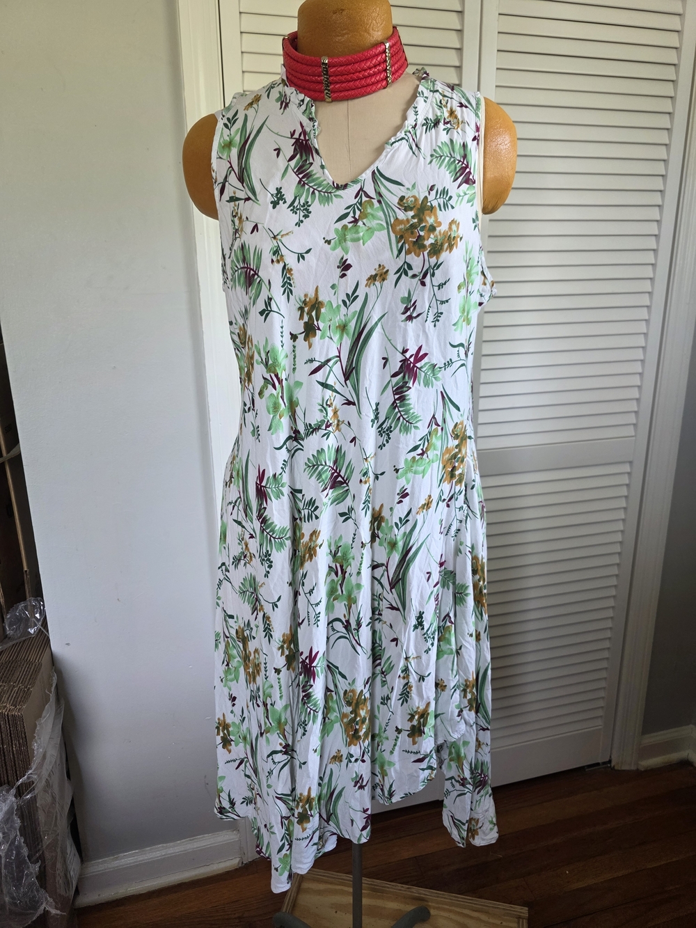 Seven Islands Floral Sleeveless Sundress White Multicolor 2X